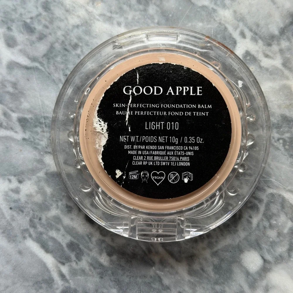 KVD Kat Von D Beauty Good Apple Skin-Perfecting Foundation Balm Light 010